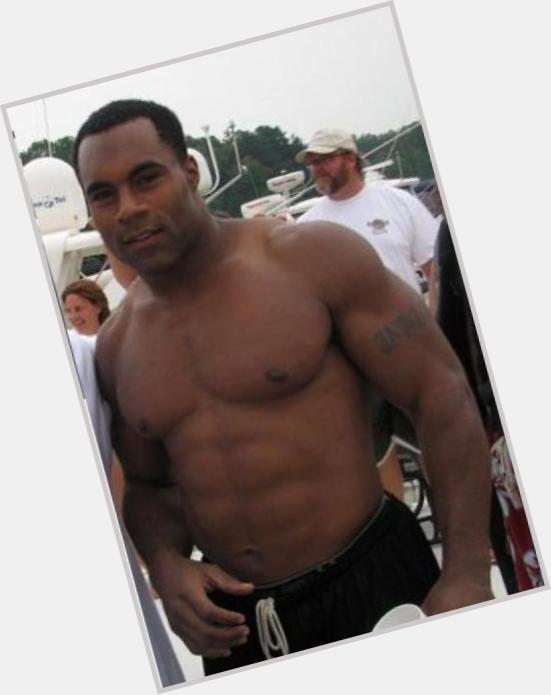 Jamal Lewis Athletic body,  dark brown hair & hairstyles