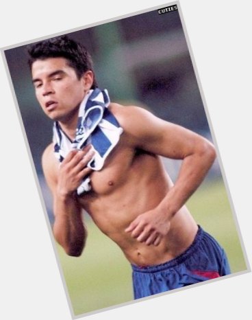 Javier Saviola dark brown hair & hairstyles Athletic body, 