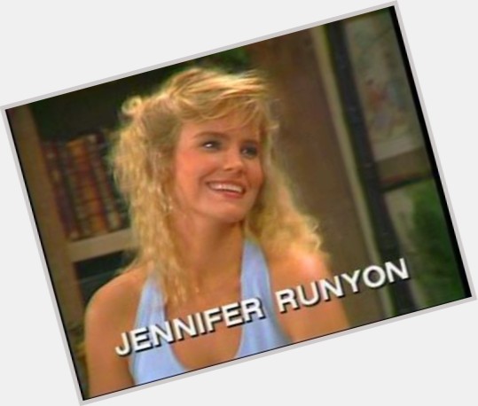 Jennifer Runyon Slim body,  blonde hair & hairstyles