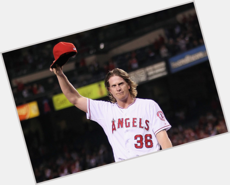 jered weaver pitching 1