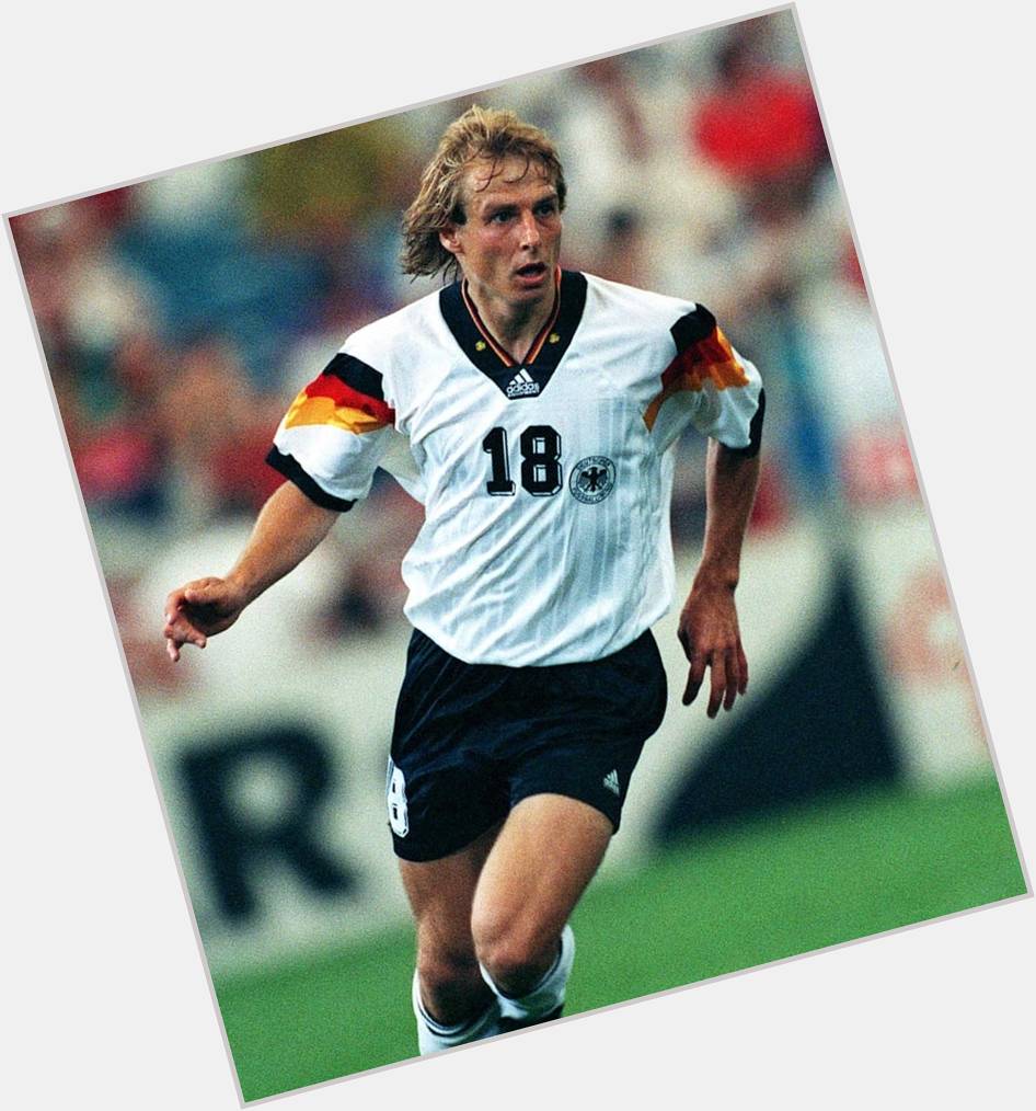 Jurgen Klinsmann Average body,  blonde hair & hairstyles