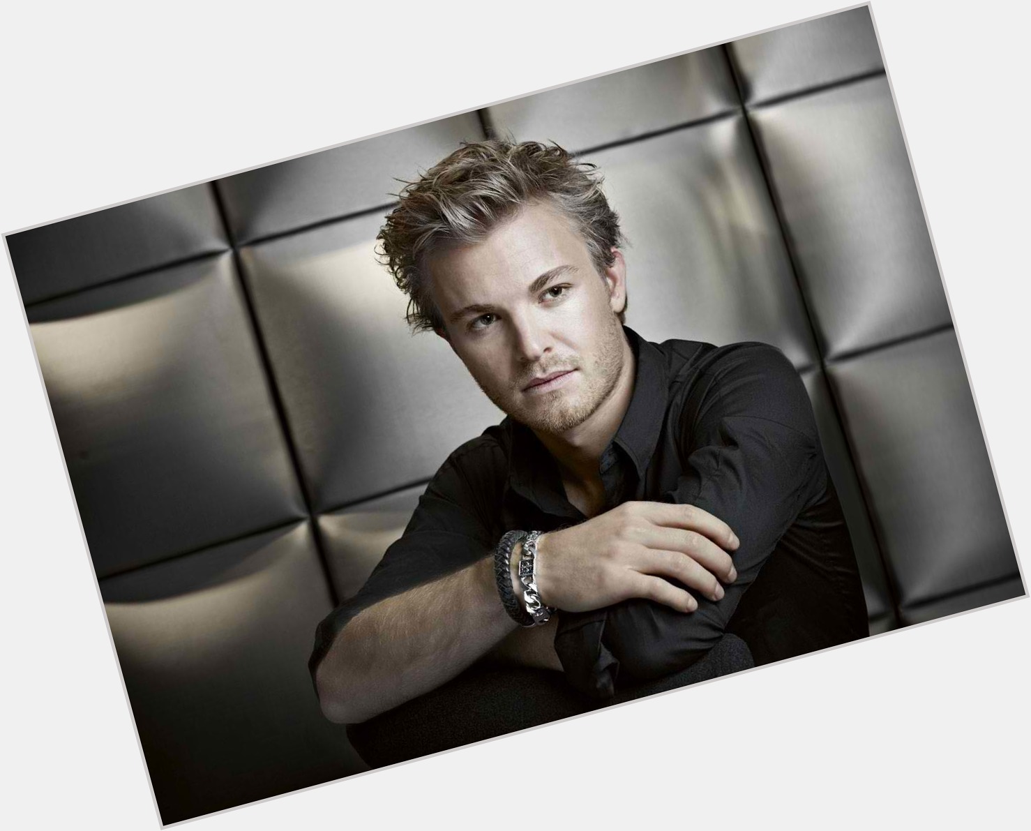 Keke Rosberg Average body,  light brown hair & hairstyles