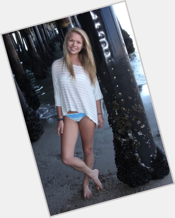 Kelli Goss full body 4