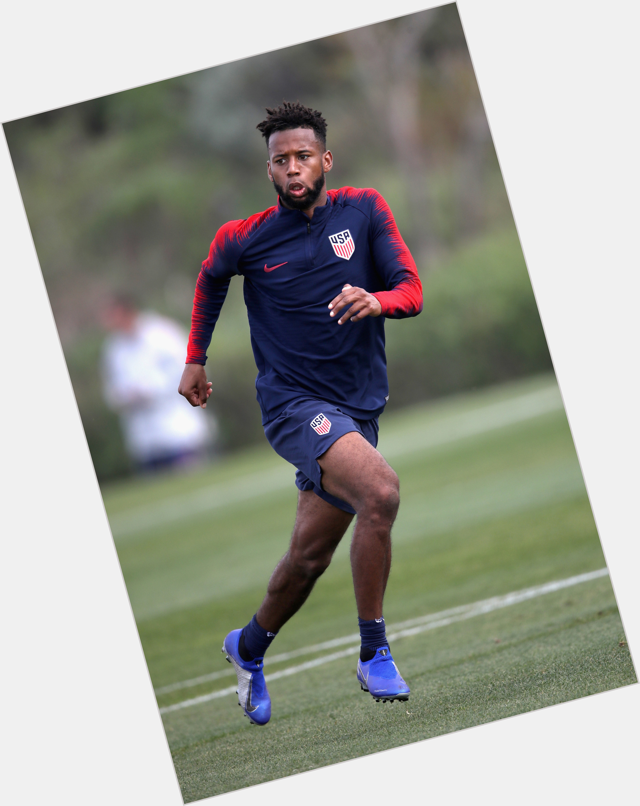 Kellyn Acosta new pic 1