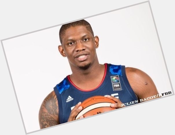 Kevin Seraphin Athletic body,  black hair & hairstyles
