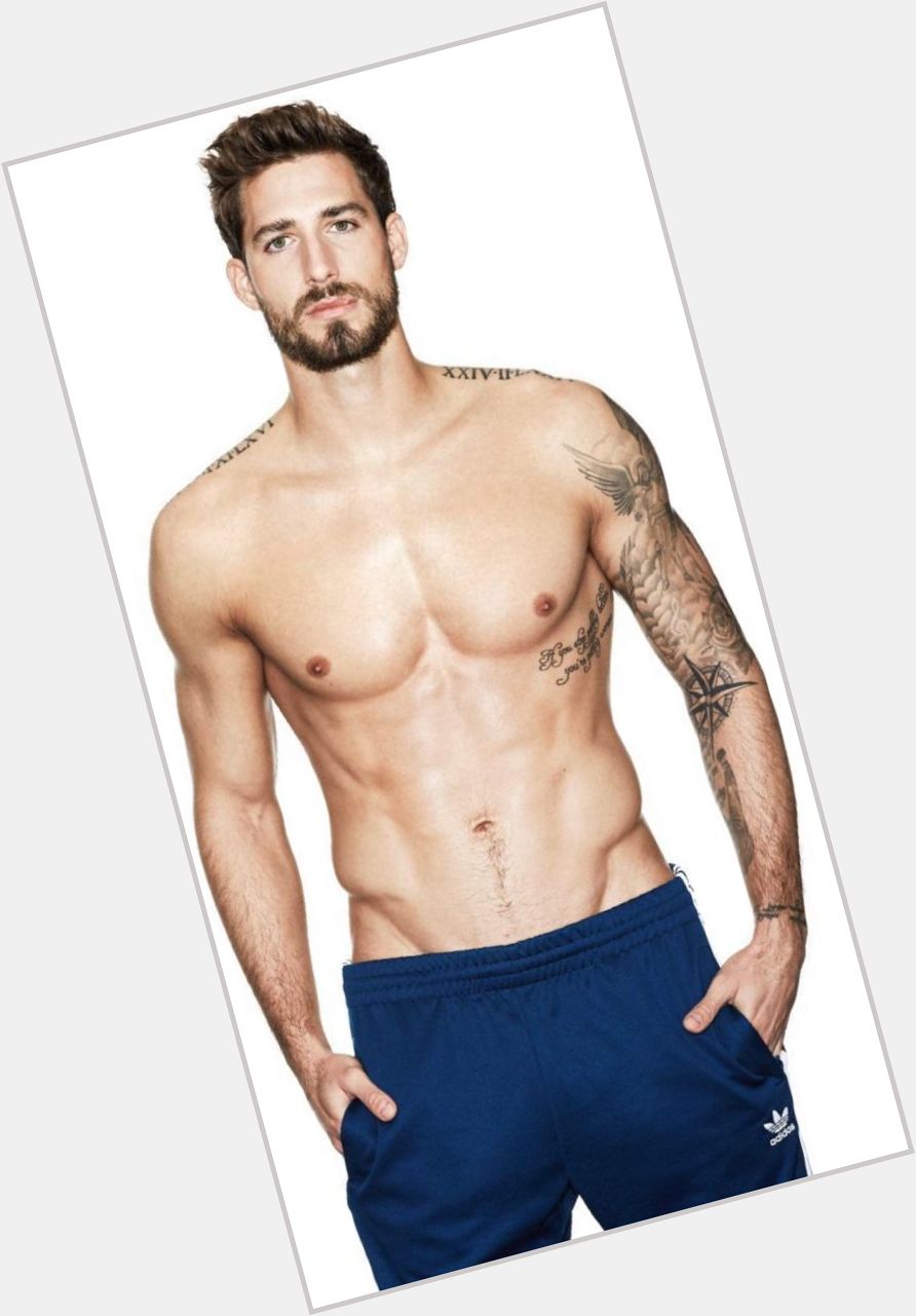 Kevin Trapp Average body,  dyed brown hair & hairstyles