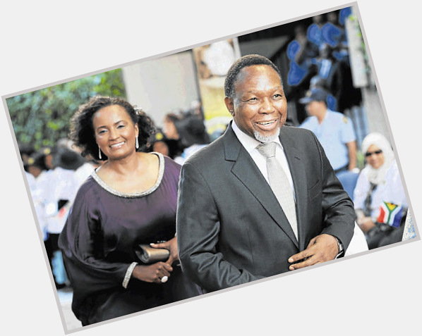 Kgalema Motlanthe Average body,  salt and pepper hair & hairstyles