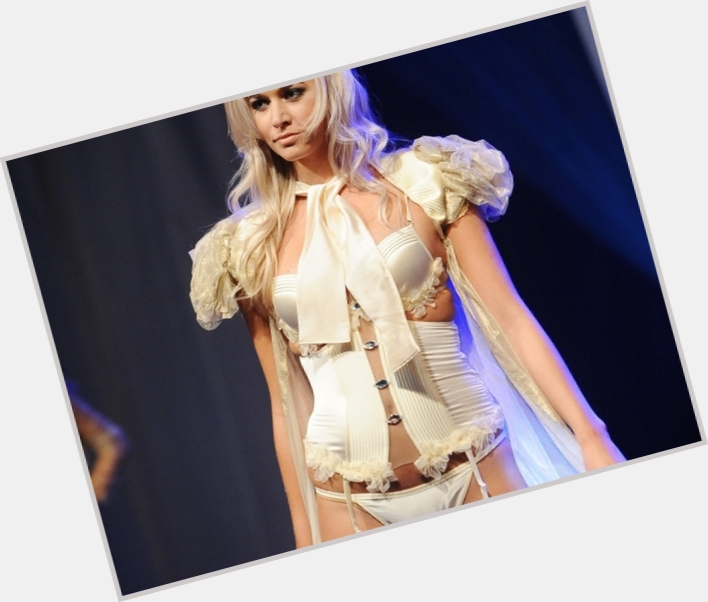 Kristyna Lebedova full body 9
