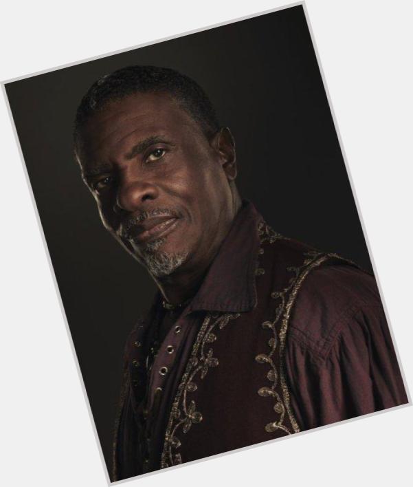 Keith David Average body,  salt and pepper hair & hairstyles