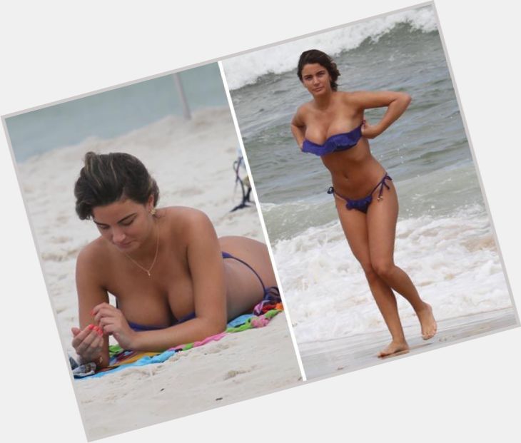 Laisa Portela full body 3