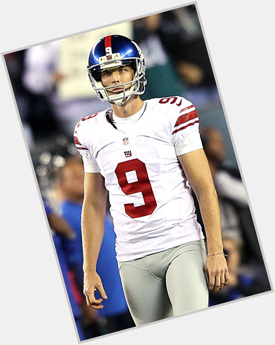 Lawrence Tynes Athletic body,  light brown hair & hairstyles