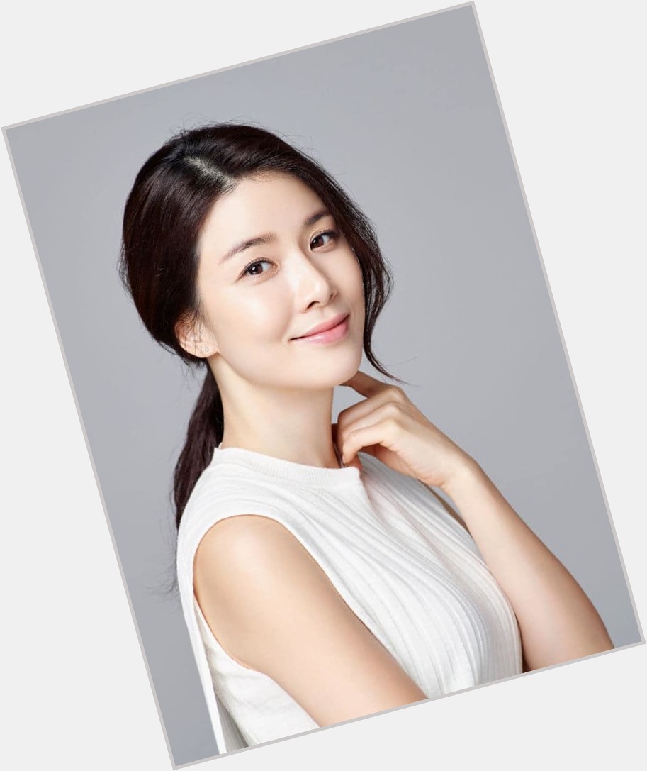 Lee Bo young hairstyle 5