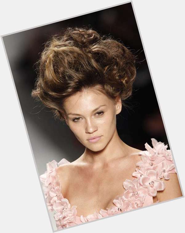 Lena Ashikhmina Slim body,  light brown hair & hairstyles