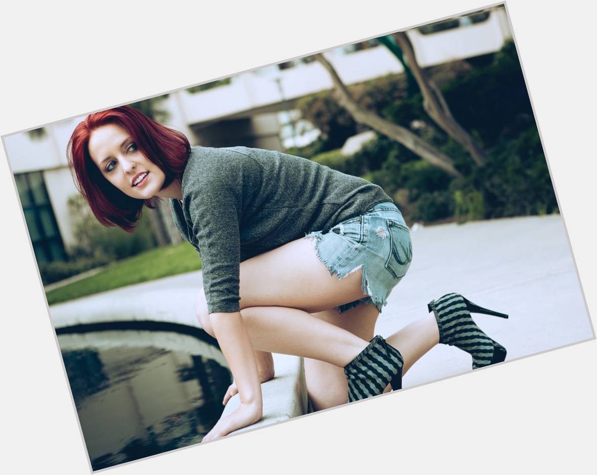 Lena Thomas Slim body,  dyed red hair & hairstyles