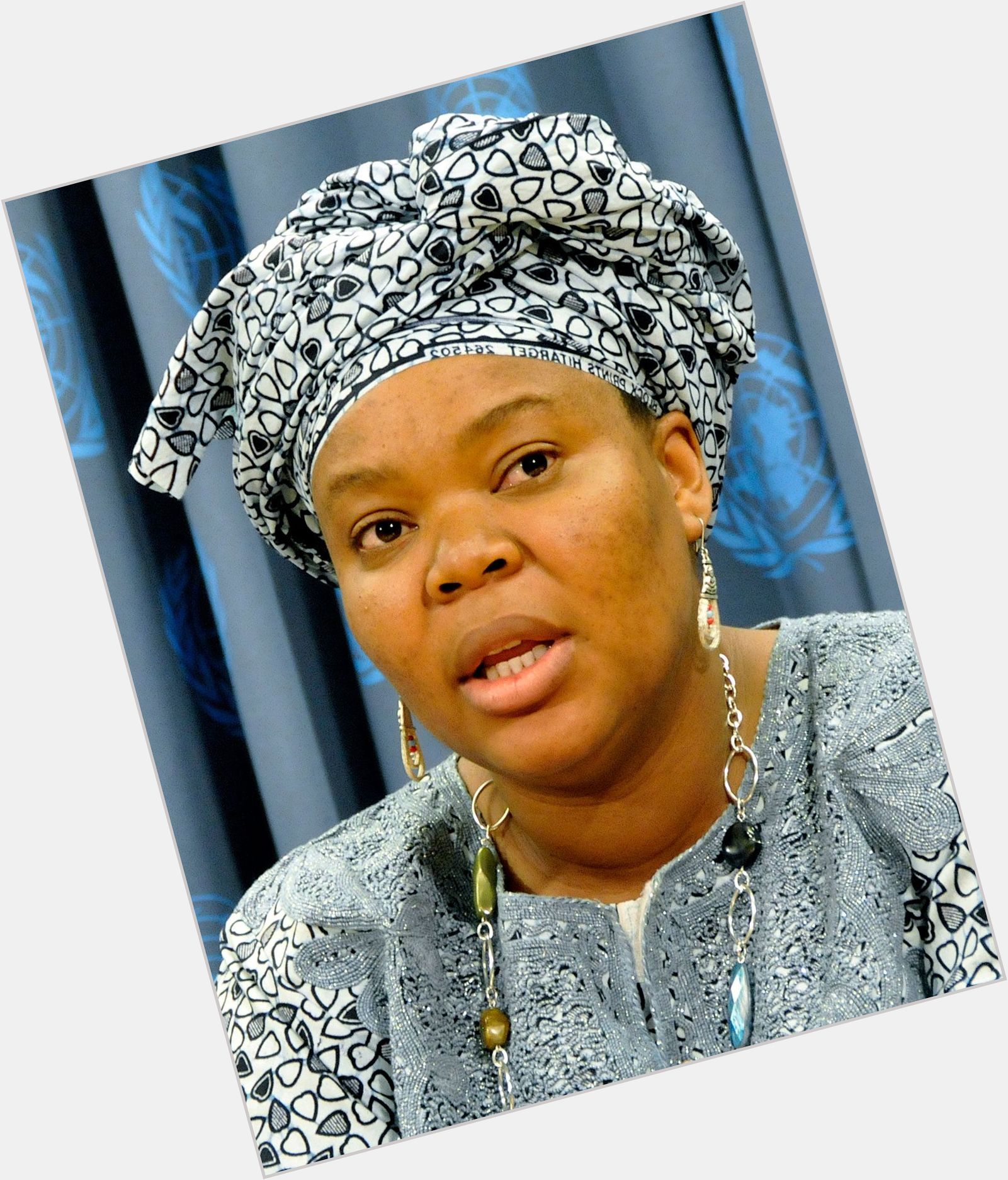 Leymah Gbowee full body 3