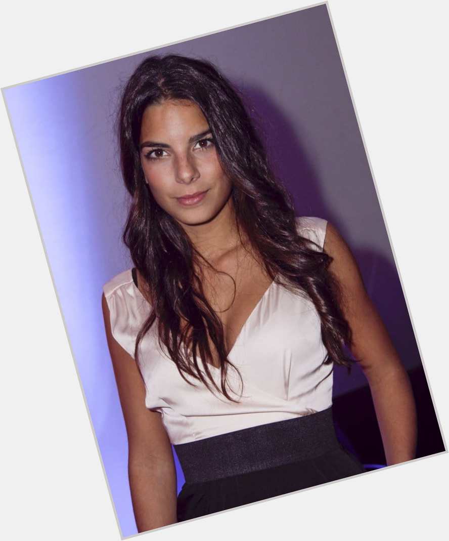 Lilli Hollunder Slim body,  dark brown hair & hairstyles