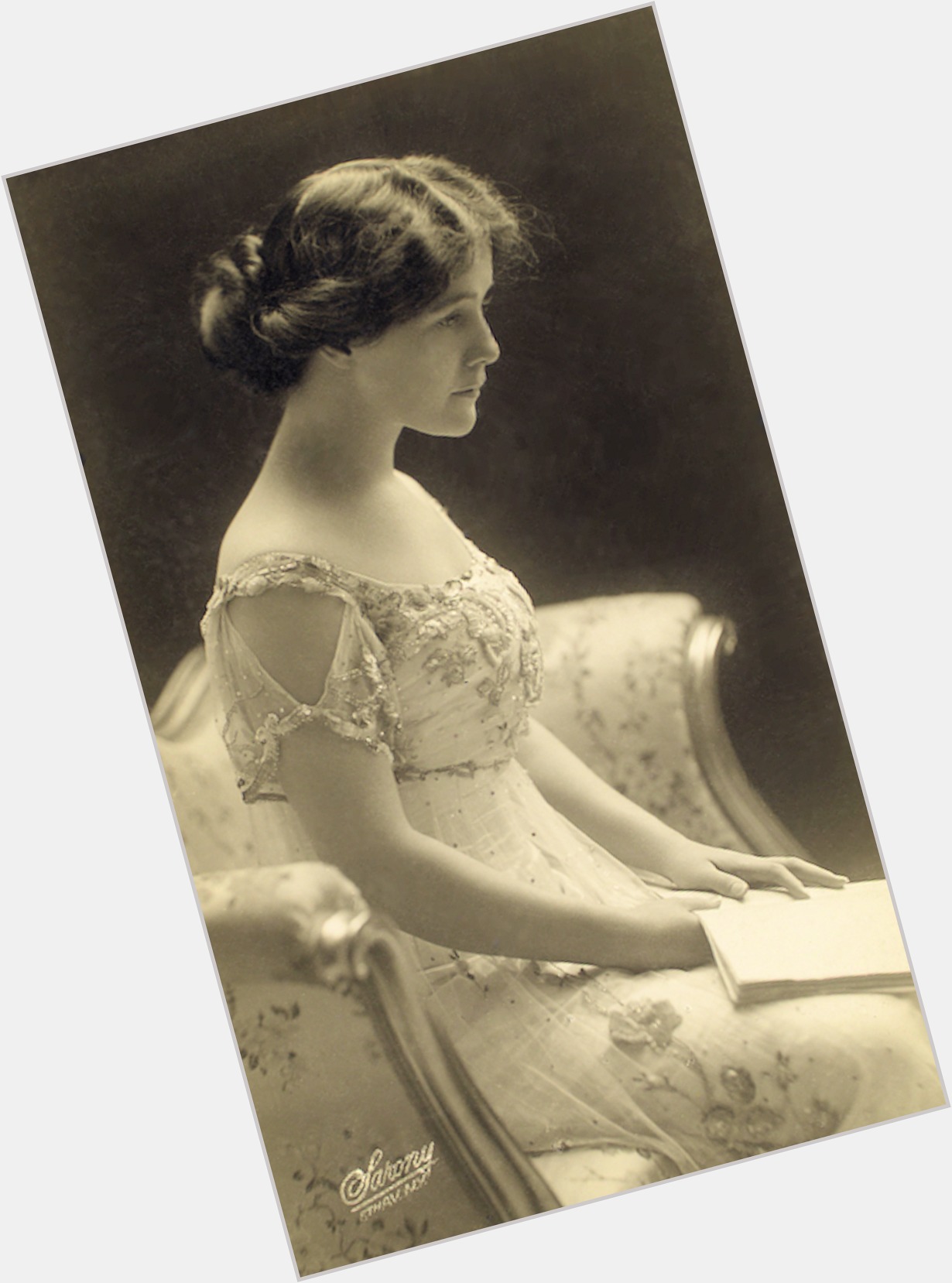 Lillian Albertson  