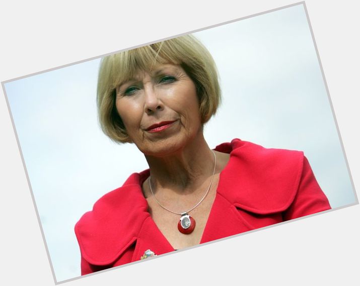 Linda Redfearn  