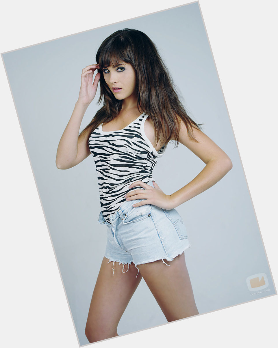 Lucia Ramos Slim body,  dark brown hair & hairstyles
