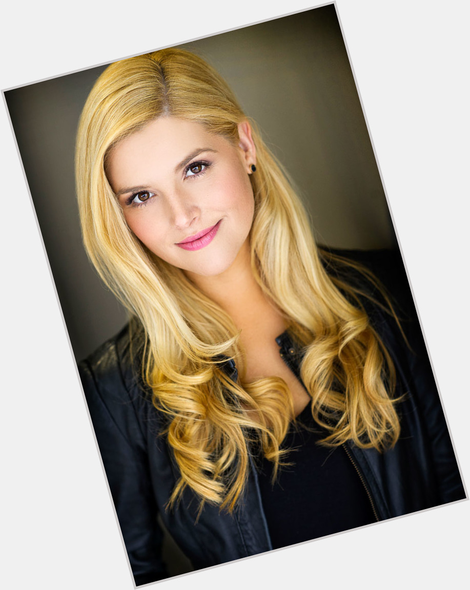 Lucy Durack picture 1