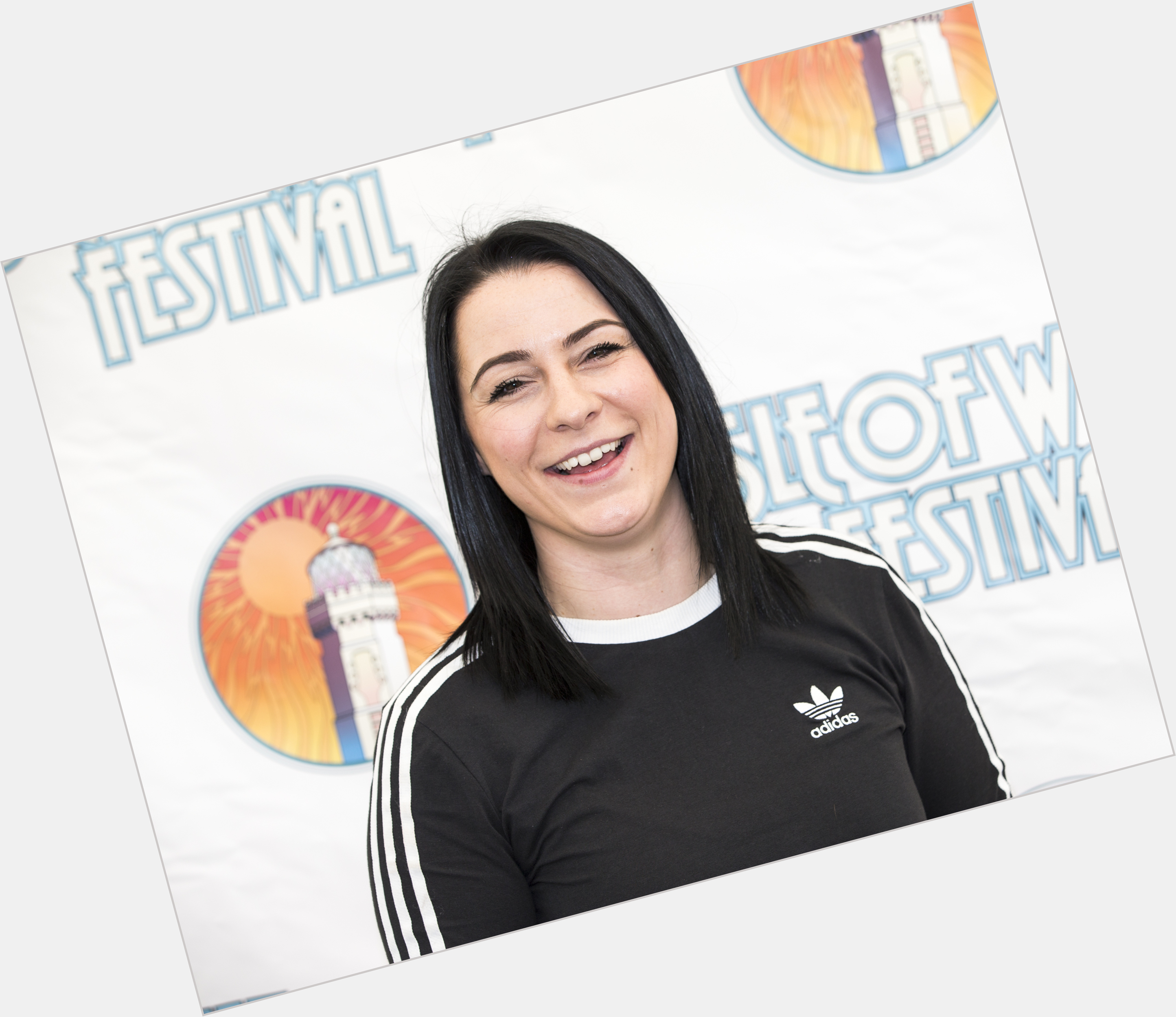 Lucy Spraggan new pic 1