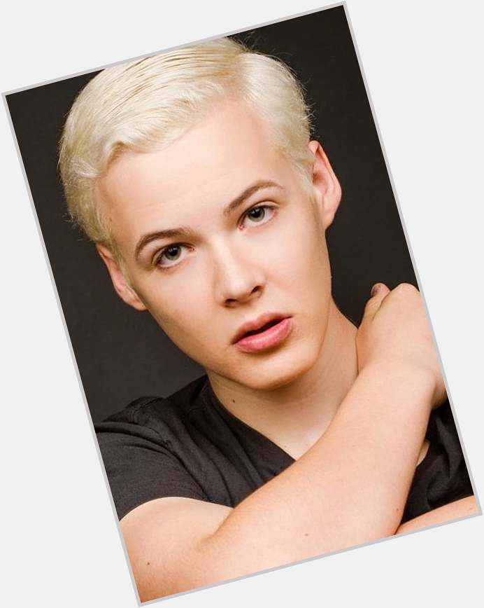 Lyle O Donohoe Athletic body,  dyed blonde hair & hairstyles