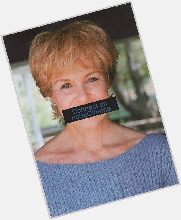 Lynn Benisch Slim body,  blonde hair & hairstyles