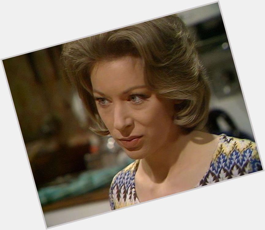 Lynn Farleigh Slim body,  blonde hair & hairstyles