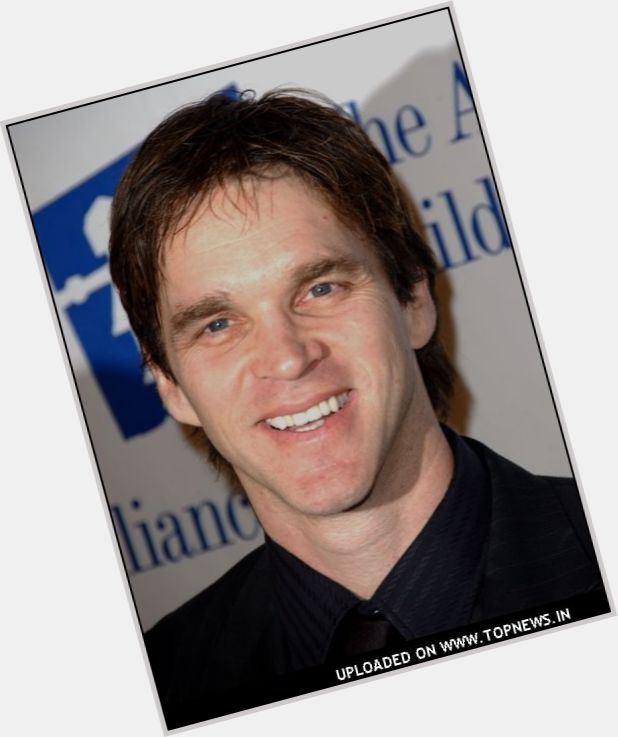 Https://fanpagepress.net/m/L/luc Robitaille Red Wings 0