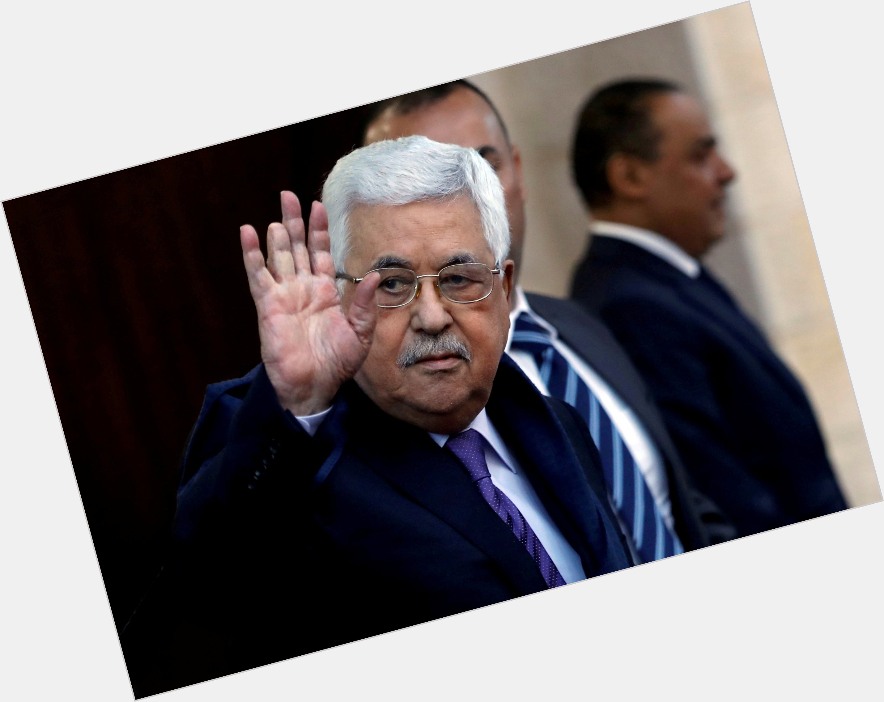 Mahmoud Abbas dating 8