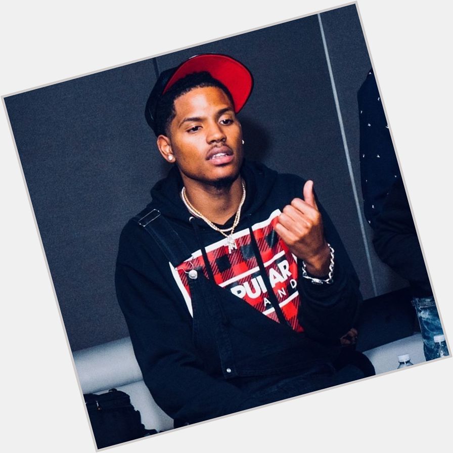 Malachiae Warren dating 3