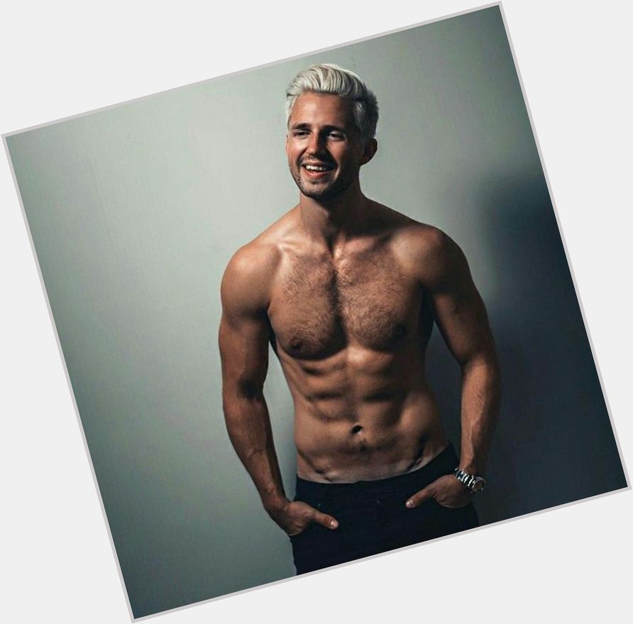 Marcus Butler Athletic body,  light brown hair & hairstyles