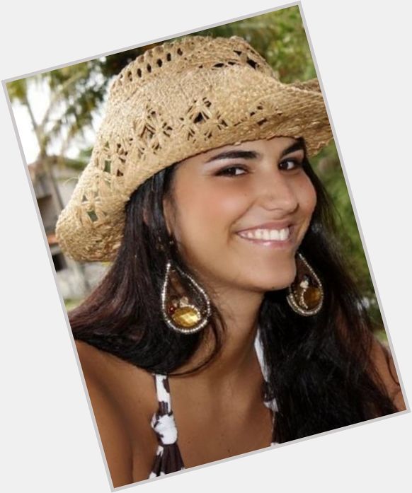 Mariana Girao Average body,  black hair & hairstyles