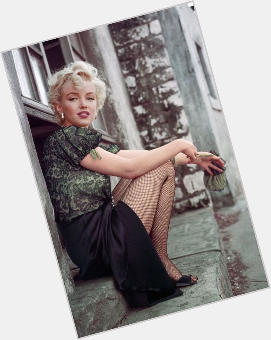 Marilyn Funt Average body,  