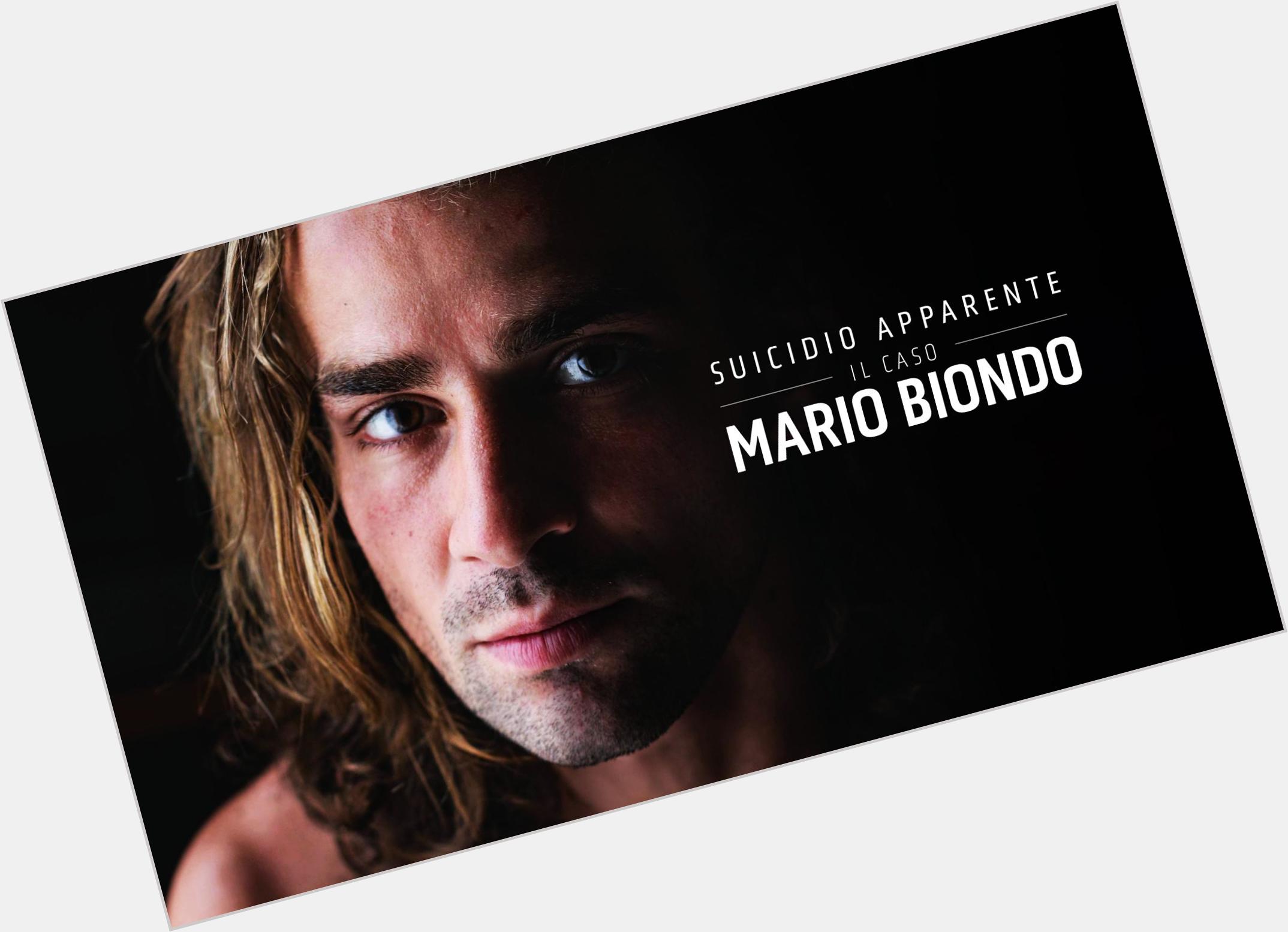 Mario Biondo Athletic body,  light brown hair & hairstyles