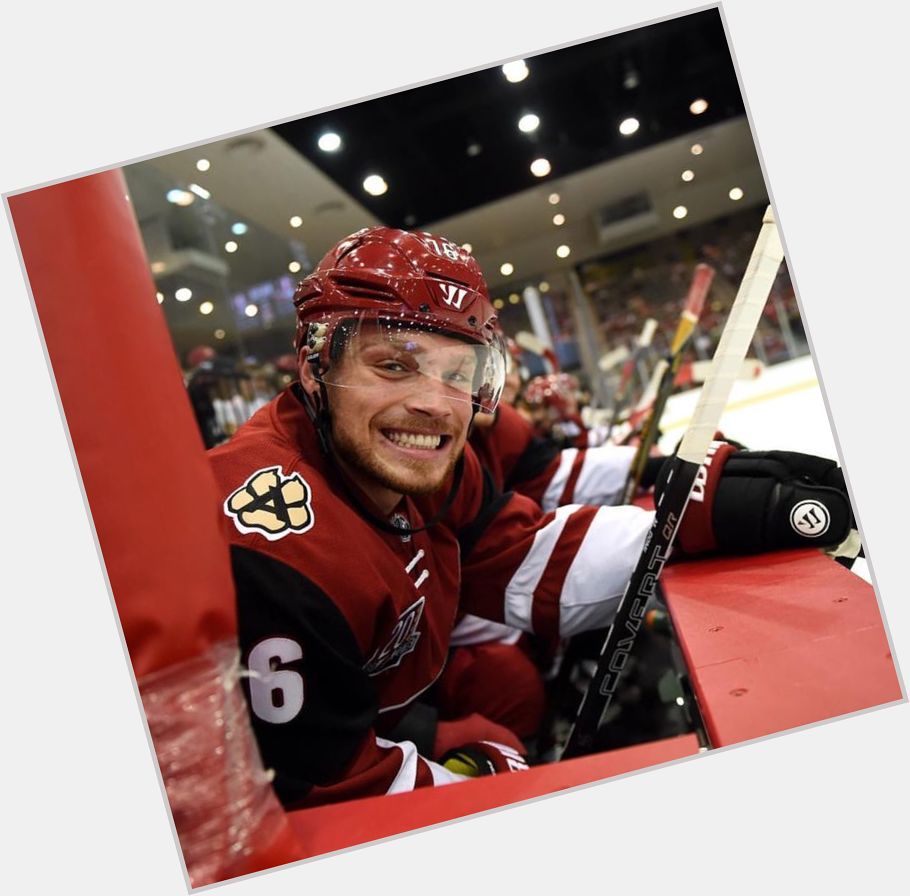 Max Domi Athletic body,  red hair & hairstyles