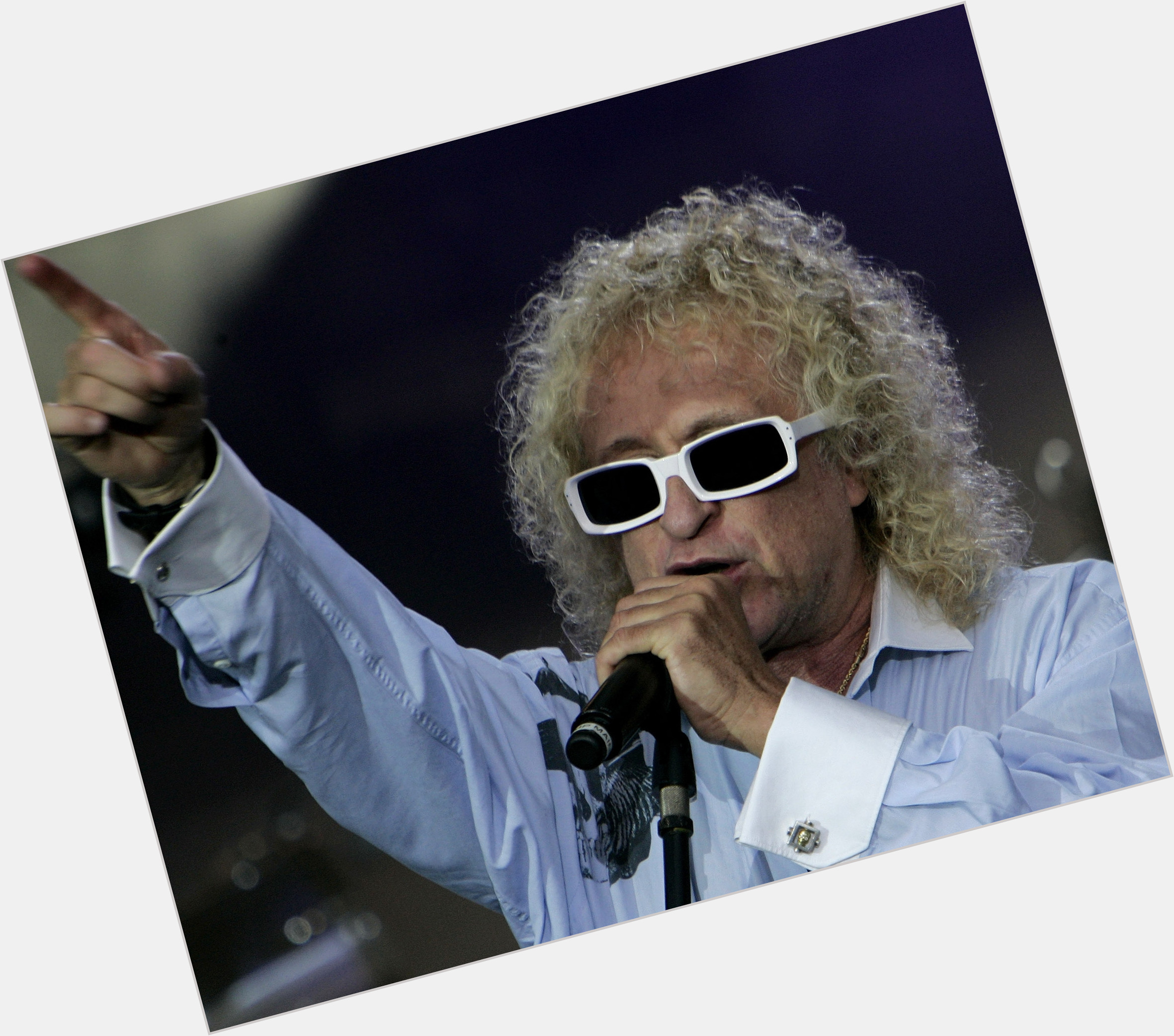 Michel Polnareff Large body,  dyed blonde hair & hairstyles