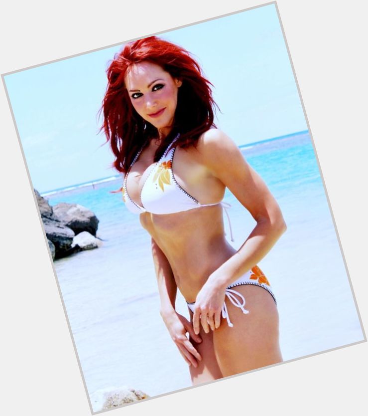 Michele Specht Voluptuous body,  red hair & hairstyles