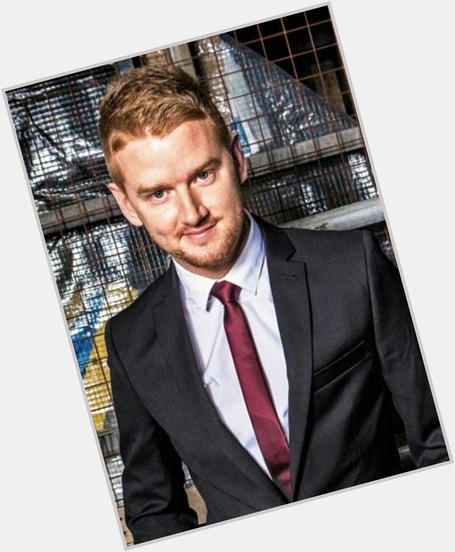Mikey North Average body,  red hair & hairstyles