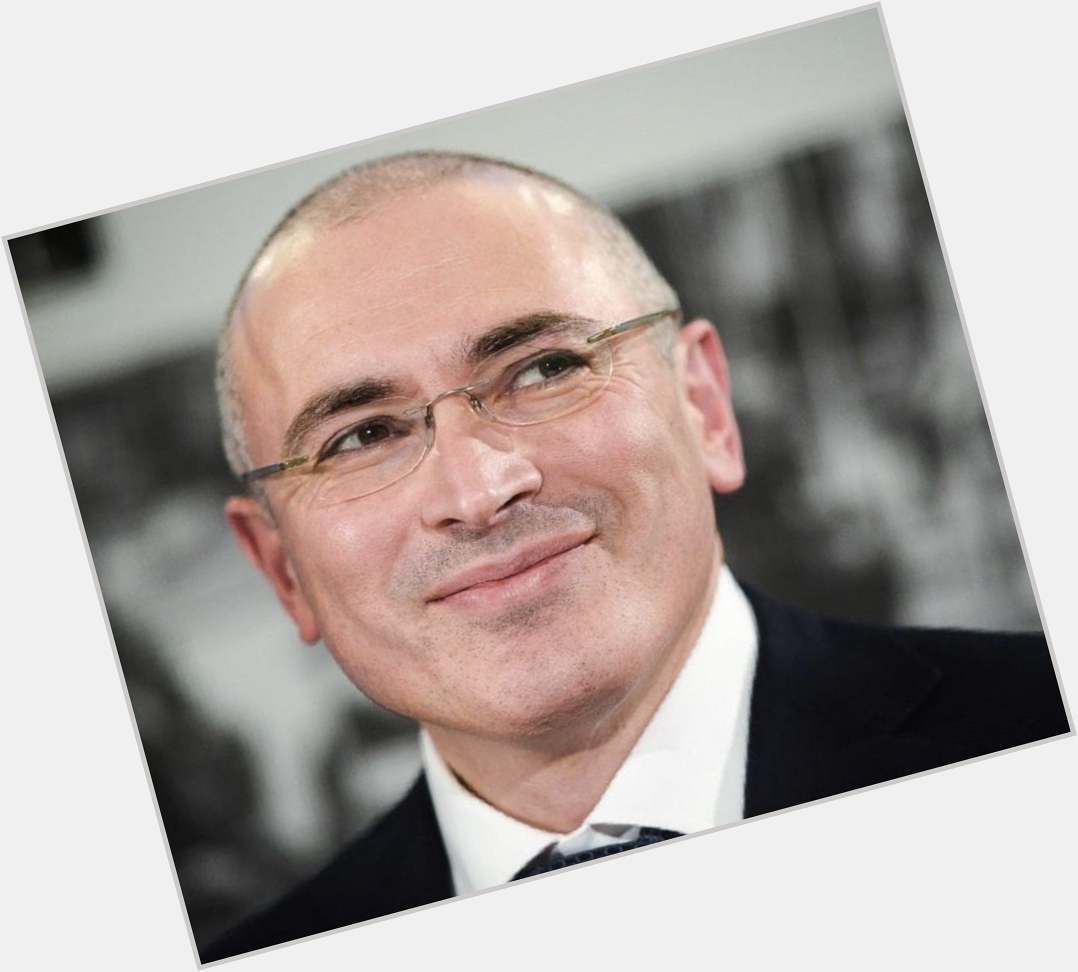 Mikhail Khodorkovsky full body 3