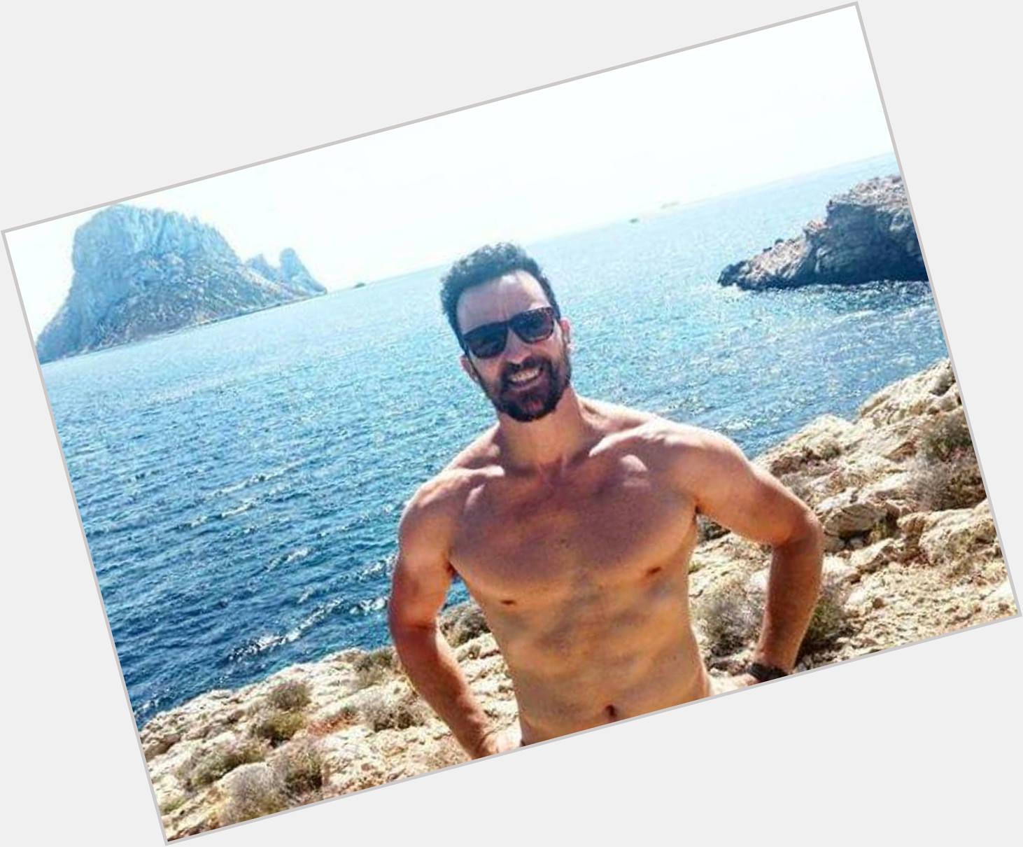 Pablo Puyol shirtless bikini