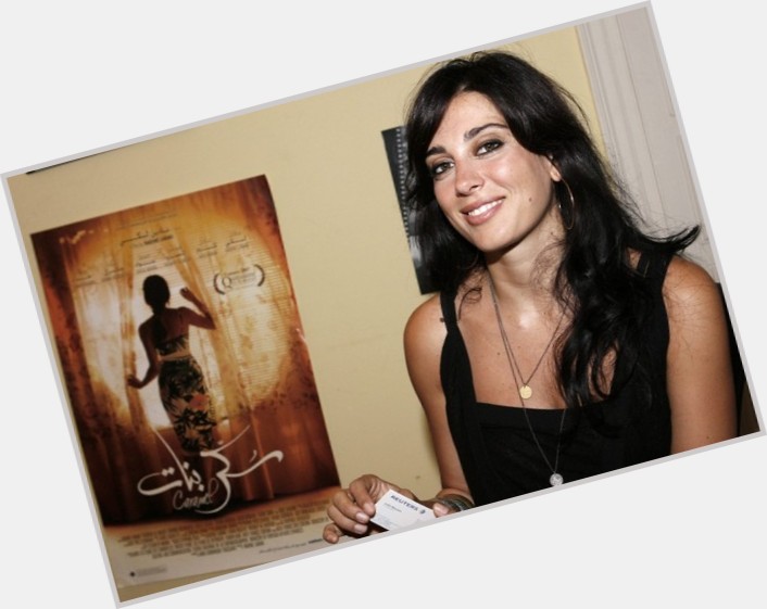 Nadine Labaki sexy 6