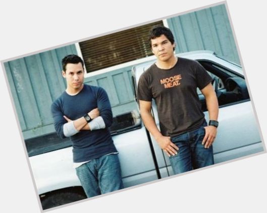 Nathaniel Arcand full body 4