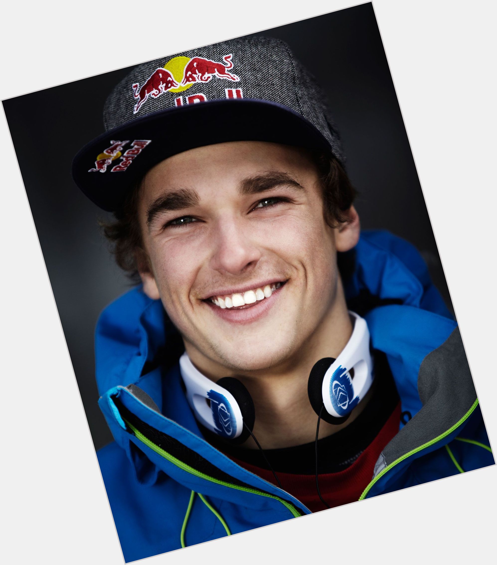 Nick Goepper Athletic body,  light brown hair & hairstyles