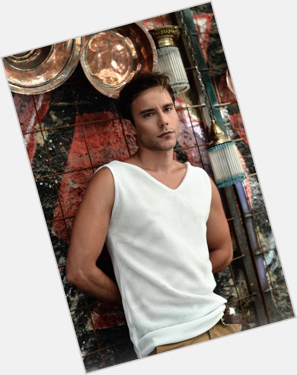 Orfeas Papadopoulos Average body,  light brown hair & hairstyles