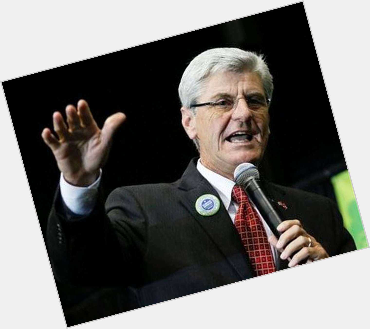 Https://fanpagepress.net/m/P/Phil Bryant New Pic 3