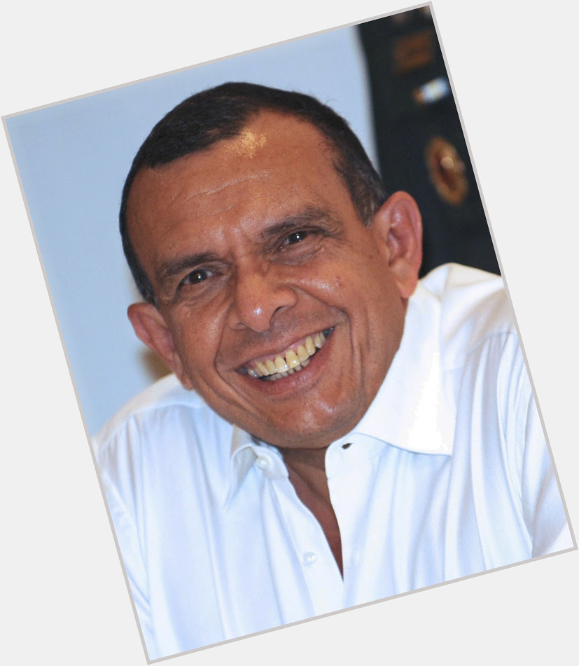 Porfirio Lobo Sosa dating 1