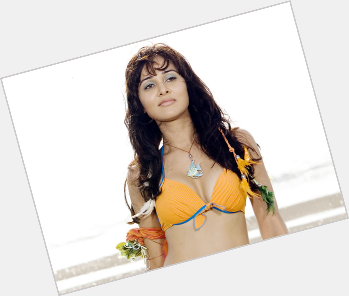 Priyanka Kothari shirtless bikini