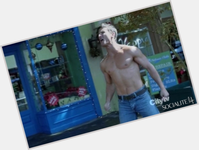 parker young gif 3