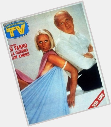 Raimondo Vianello Slim body,  blonde hair & hairstyles